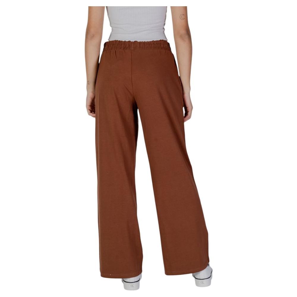 B.YoungB.Young Brown Cotton Jeans & Pant1728,71956299936,B.Young,Brown,IT44|L,Jeans & Pants - Women - Clothing,New with tags,Women