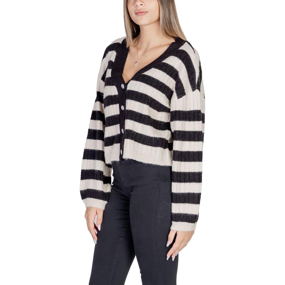 Vero Moda beige striped cardigan in polyester, fall/winter knitwear for women featuring button-front design.