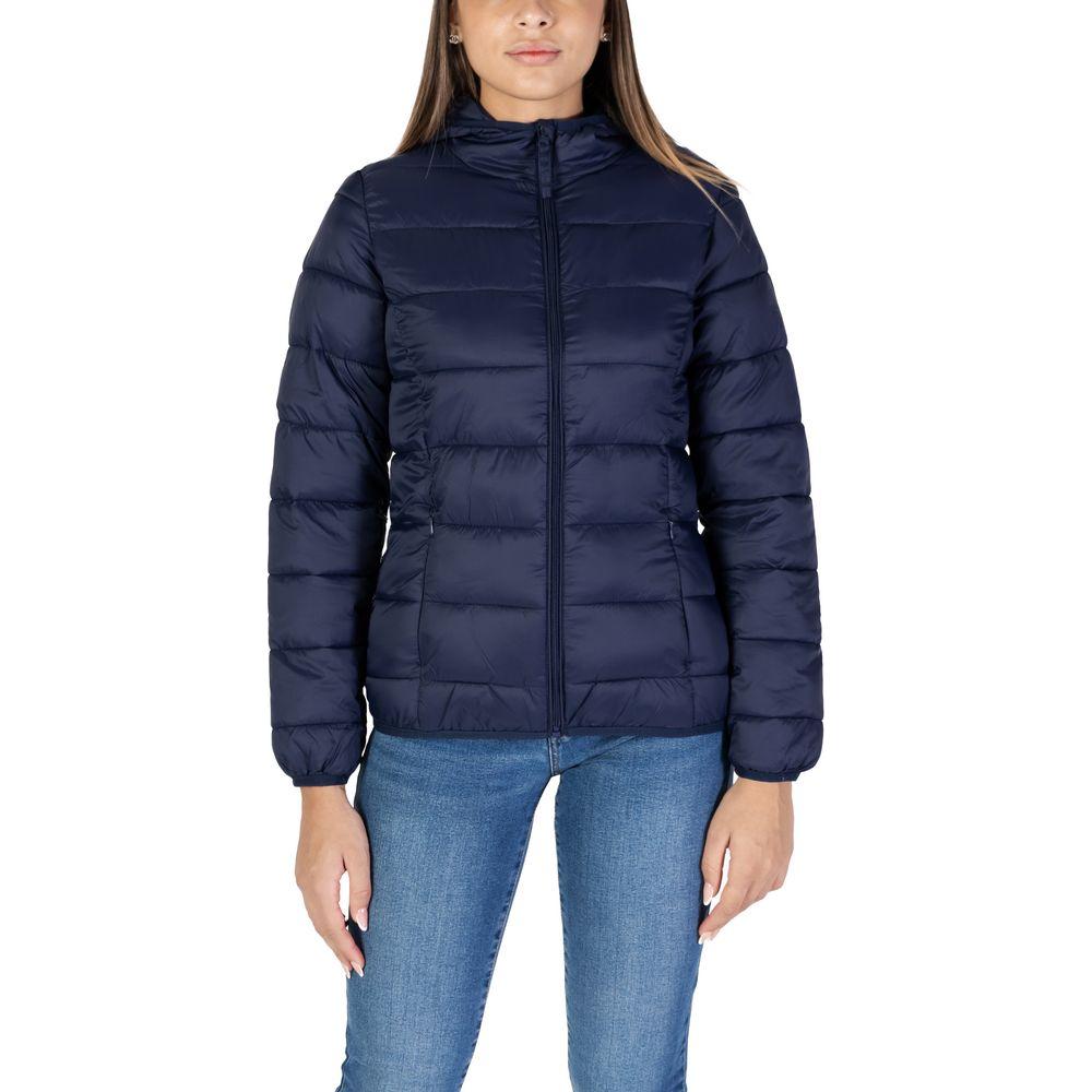 B.Young women's fall/winter blue nylon jacket and coat, 100% nylon composition, front view on model