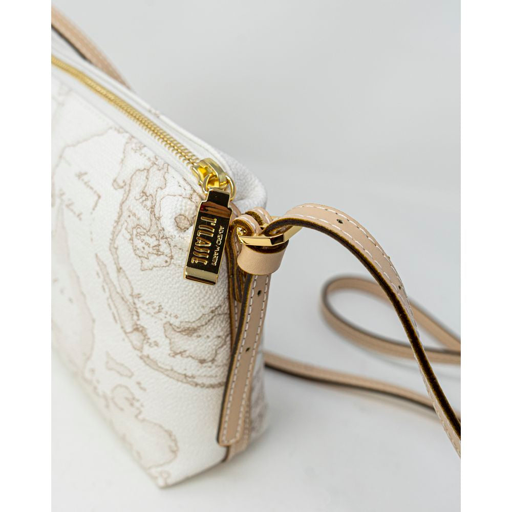 Alviero Martini Prima Classe white leather handbag close-up, autumn/winter collection, detailed stitching and zip with logo.