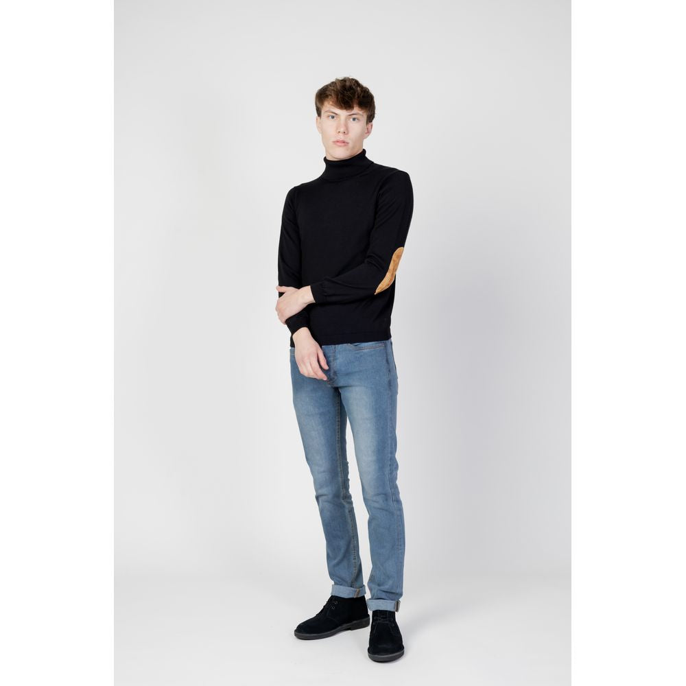 Alviero Martini Prima Classe Black Viscose Turtleneck AL-13068700009-IT54 | XXL