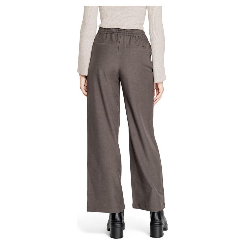 Gray women's polyester pants with elastane, fall/winter collection, back view.