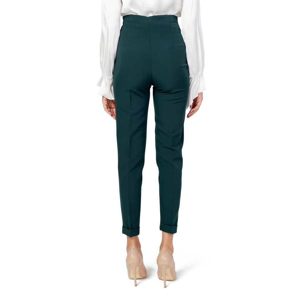 Back view of Sandro Ferrone green women's cigarette pants, perfect for autumn/winter collection, 90% polyester, 10% elastane.