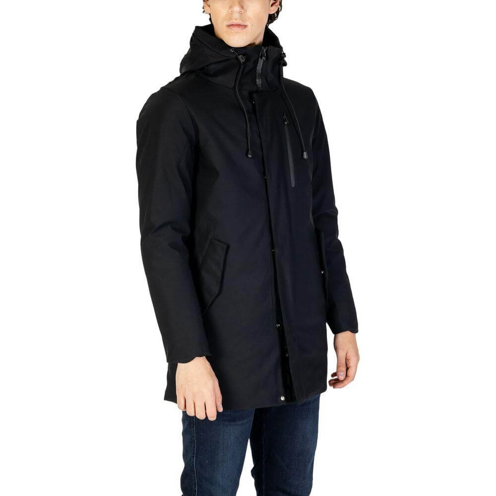 Hydra Clothing men's fall winter black nylon jacket with hood, made of 78% nylon and 22% polyester