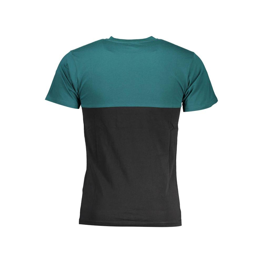 Vans green and black cotton men's t-shirt, short-sleeved classic fit with contrasting design, perfect for casual streetwear fashion.