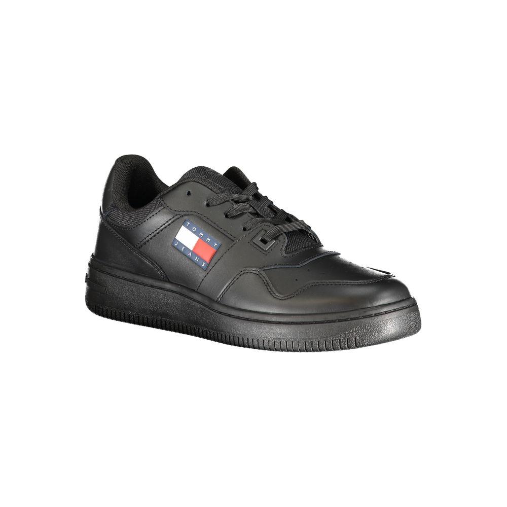 Tommy Hilfiger black polyester sneakers with logo, contrast details, and laces. Ideal sports footwear for versatile style.