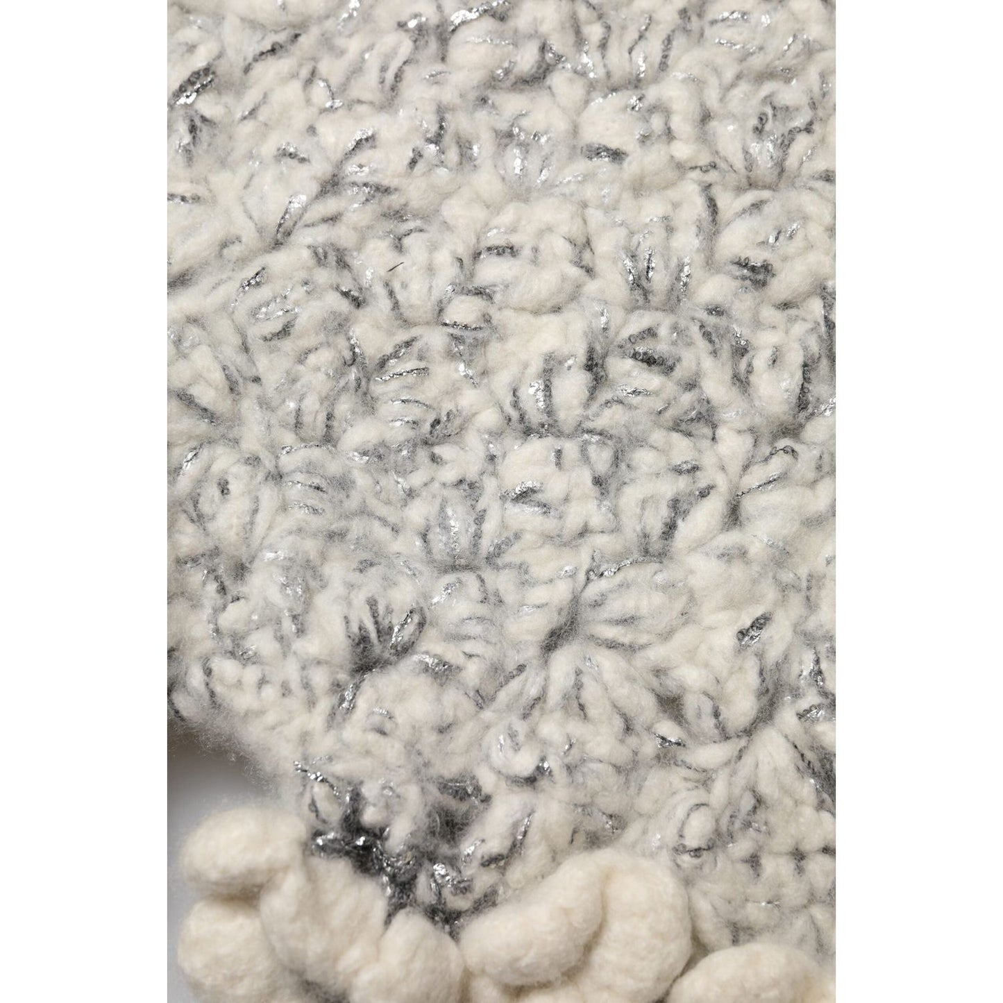 Dolce & Gabbana Metallic Bouclé Knit Cashmere Ruffled Shorts SKI2066-38