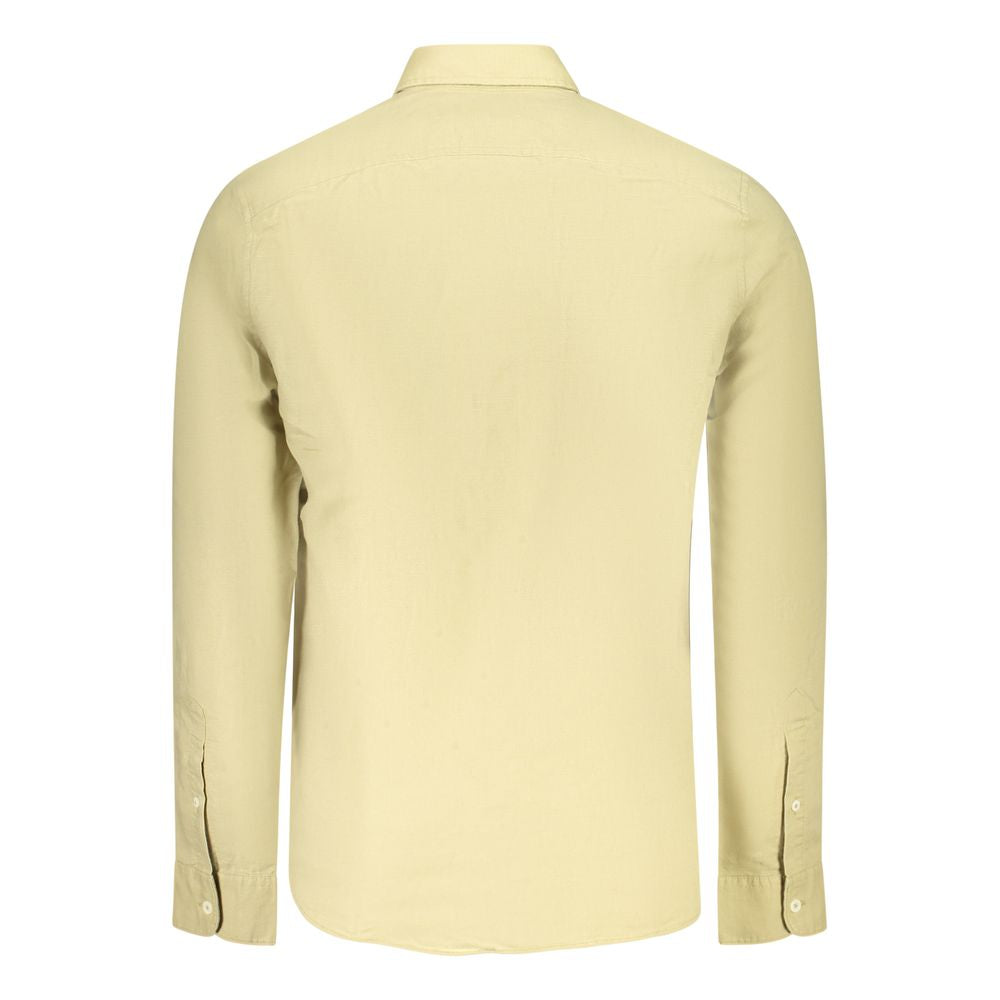 Back view of Timberland beige cotton men's shirt with long sleeves and buttoned cuffs, showcasing a sleek and sophisticated design.