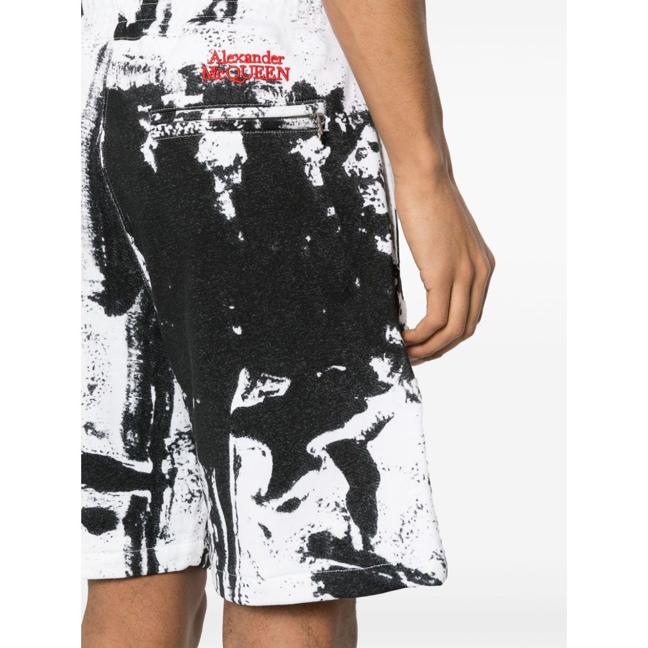 Alexander McQueen paint-splatter cotton shorts Short trousers
