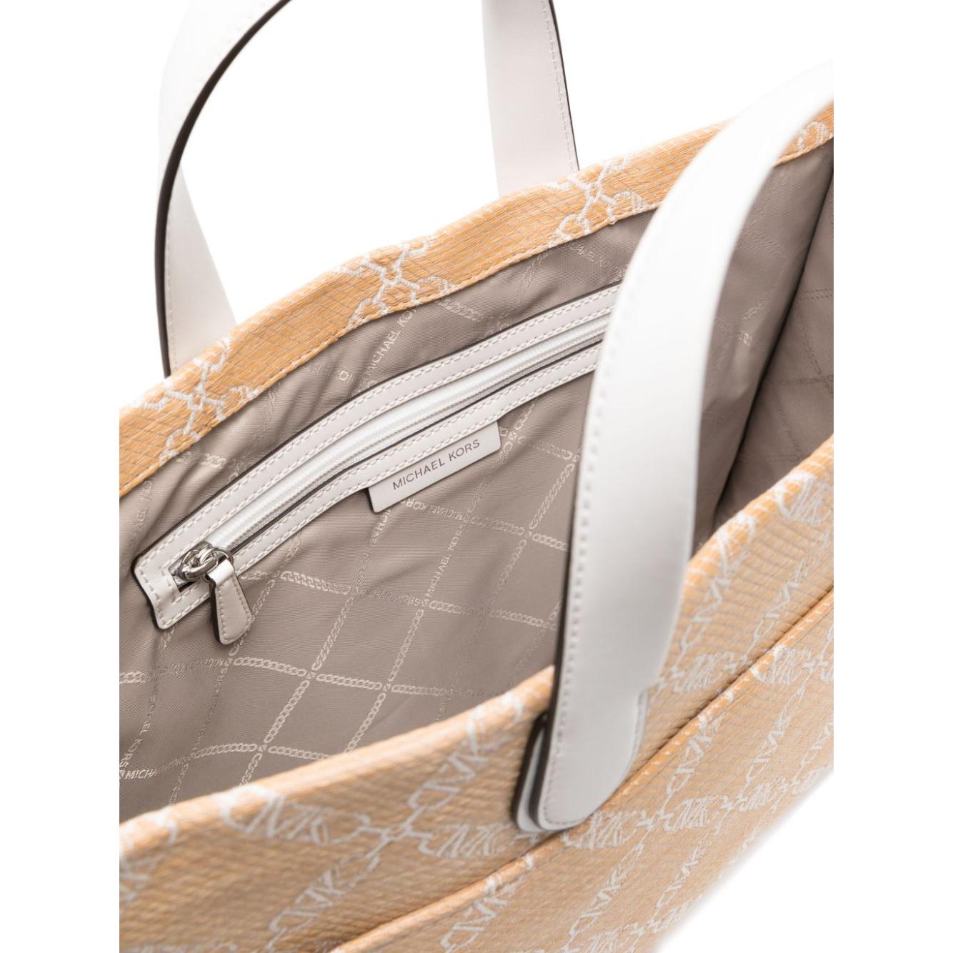 Front view with bag zipped and handles upright.