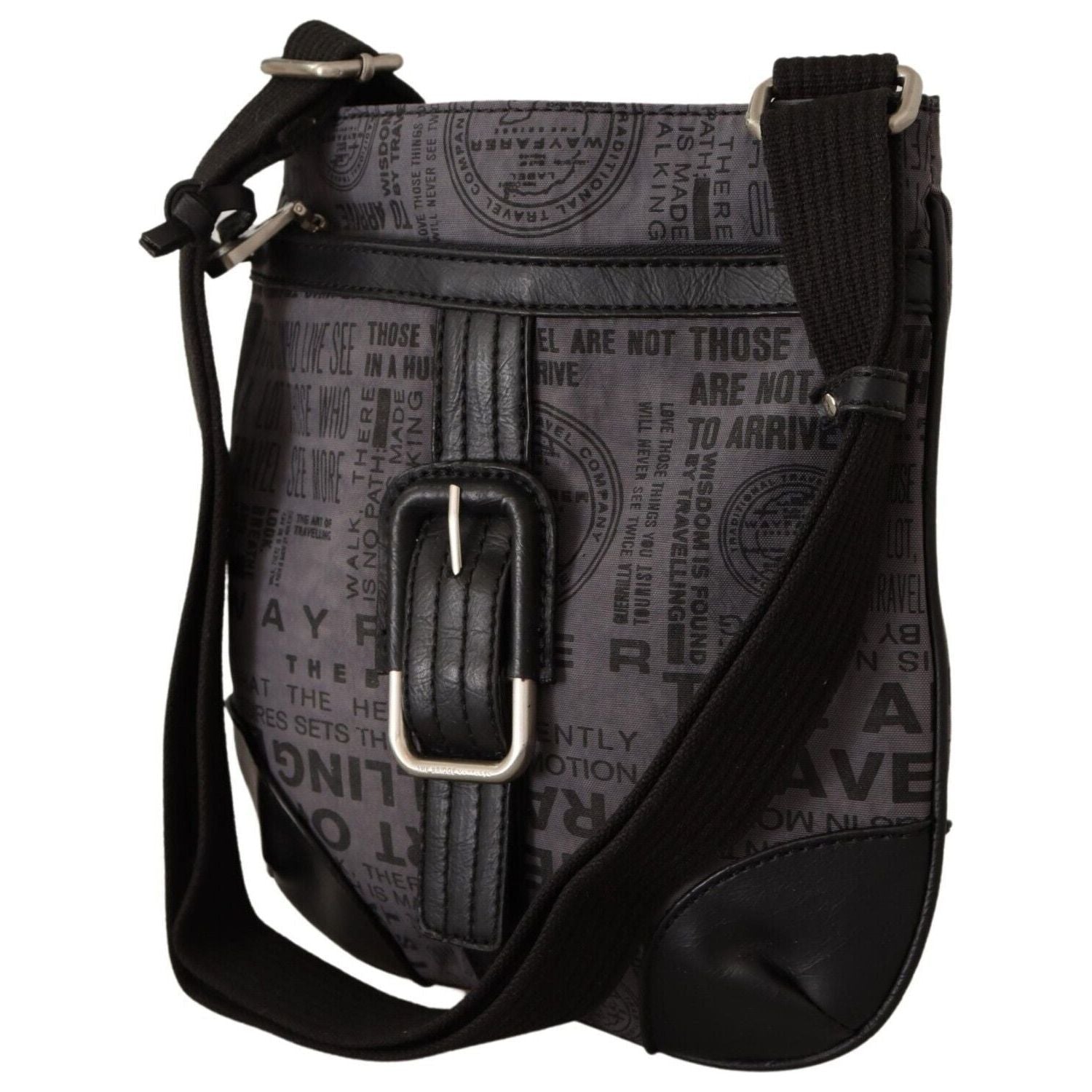 Front view with bag zipped and handles upright.