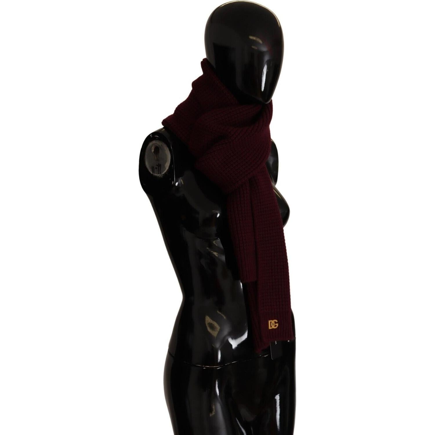 深红色优雅羊绒针织围巾