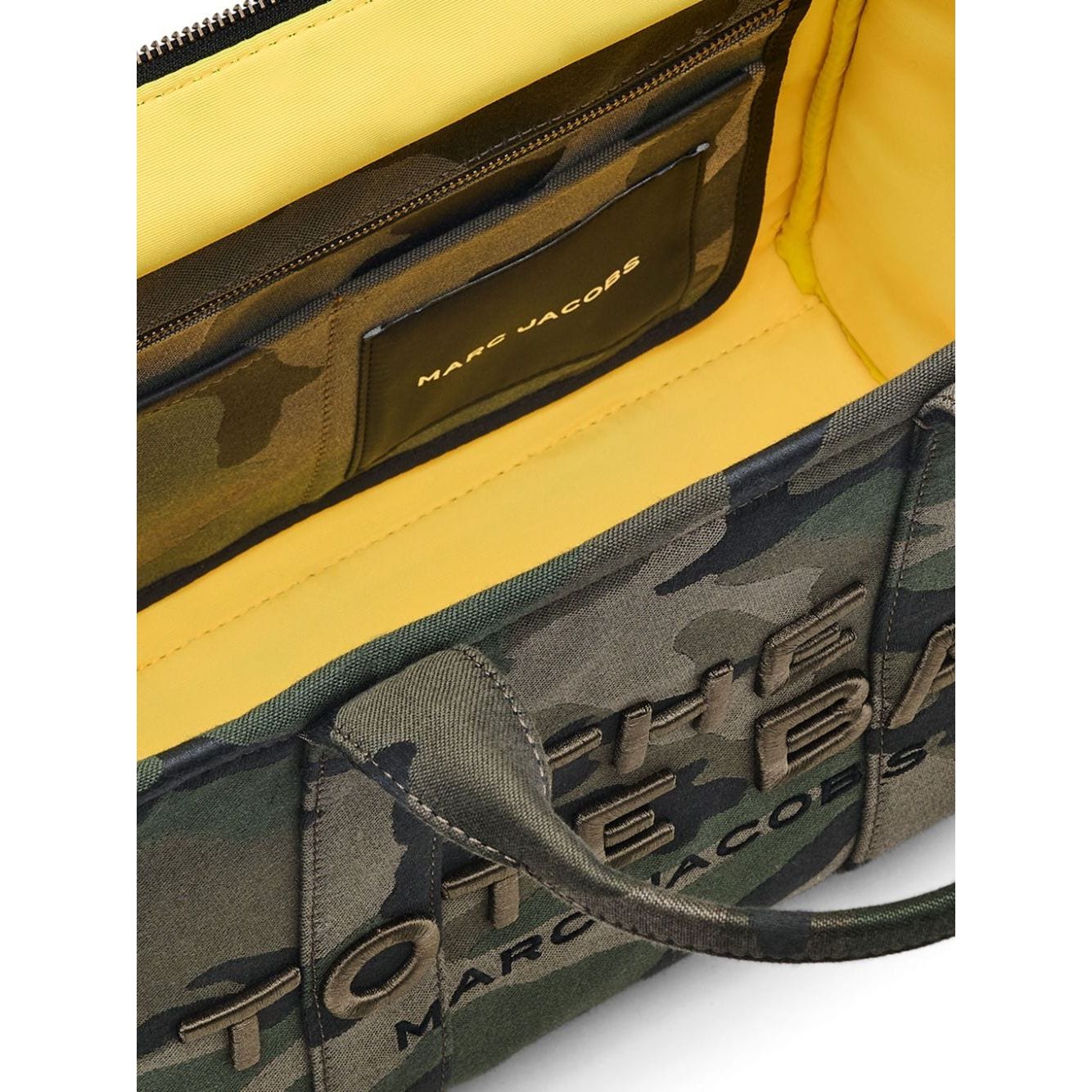 Front view with bag zipped and handles upright.
