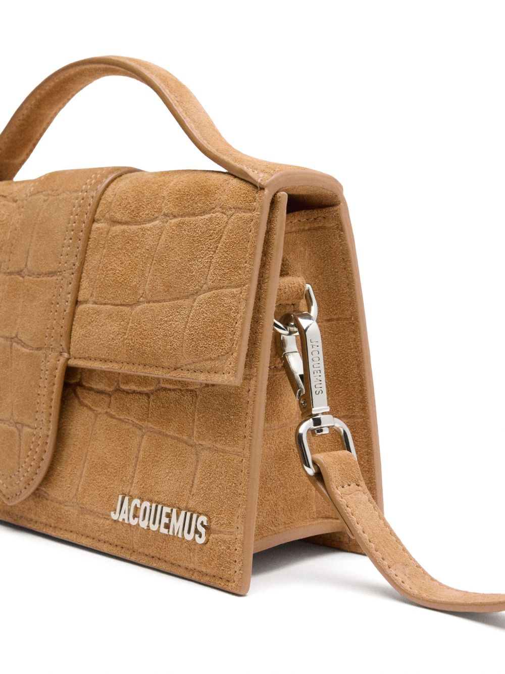 Front view with bag zipped and handles upright.