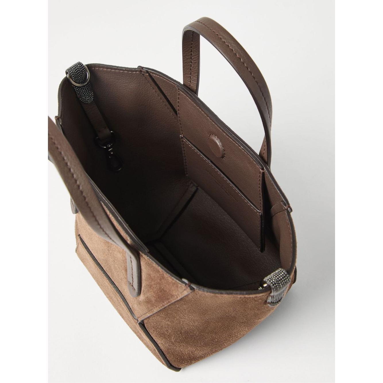 Front view with bag zipped and handles upright.