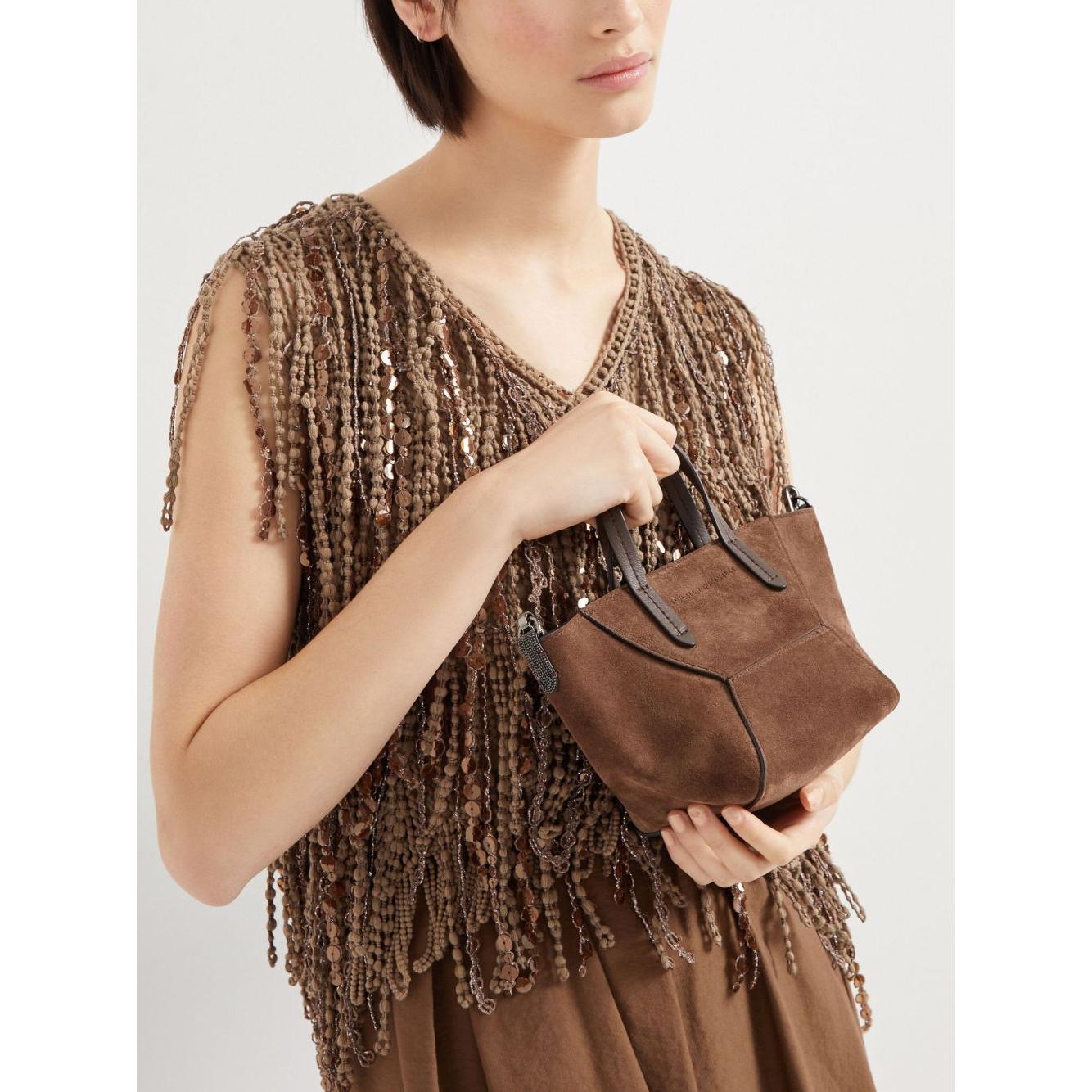 Front view with bag zipped and handles upright.