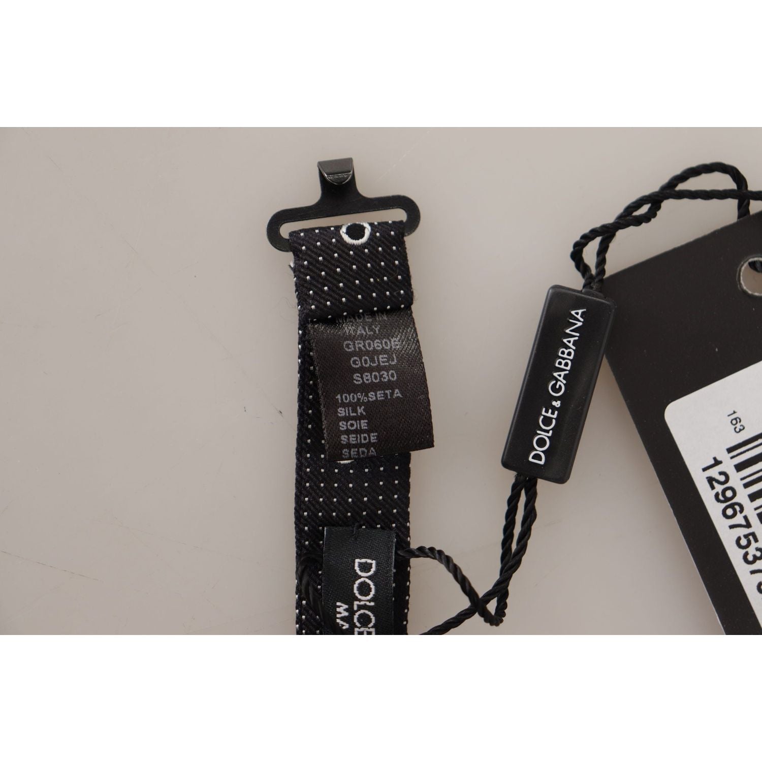 黑白圆点丝绸领结