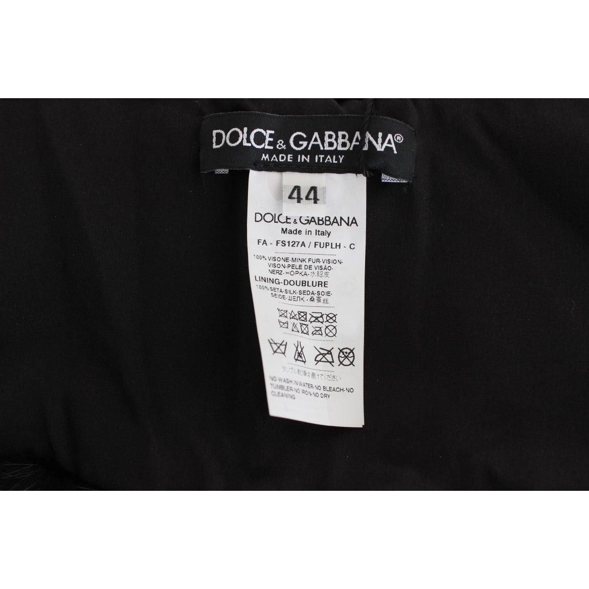 وشاح أنيق من فرو المنك باللون الأسود من دولتشي آند غابانا