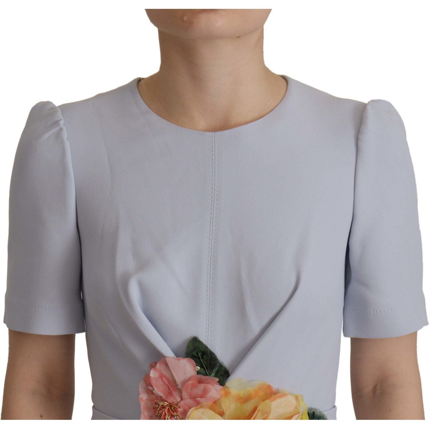 优雅浅蓝色 A 字连衣裙