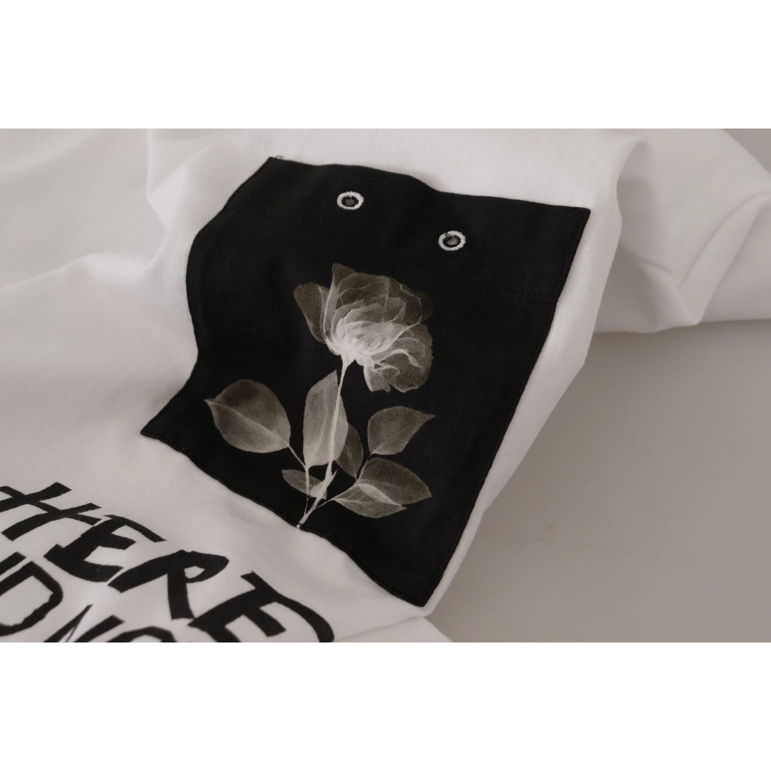 优雅圆领标语 T 恤