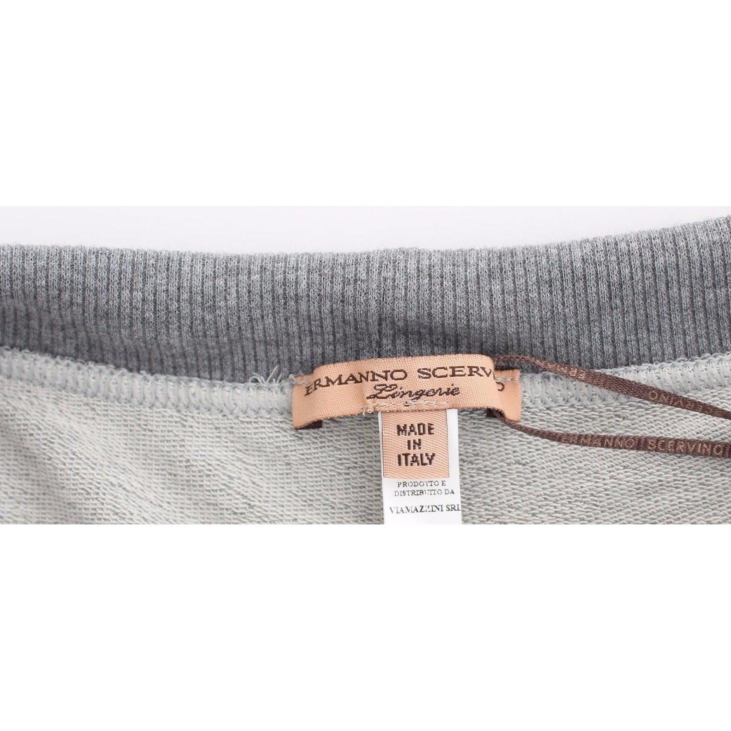 别致的灰色蕾丝边迷你短裤