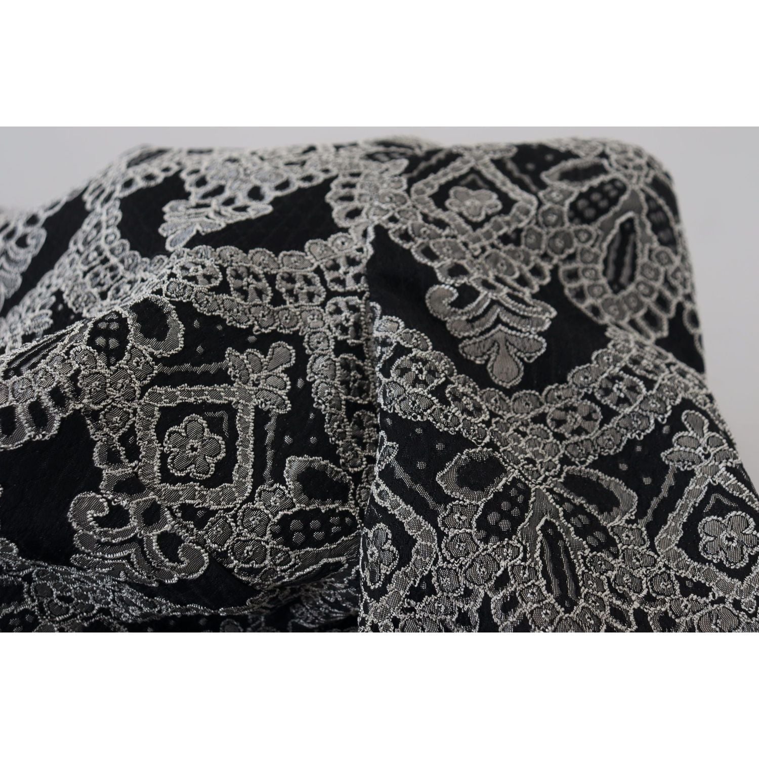 优雅提花紧身直筒连衣裙