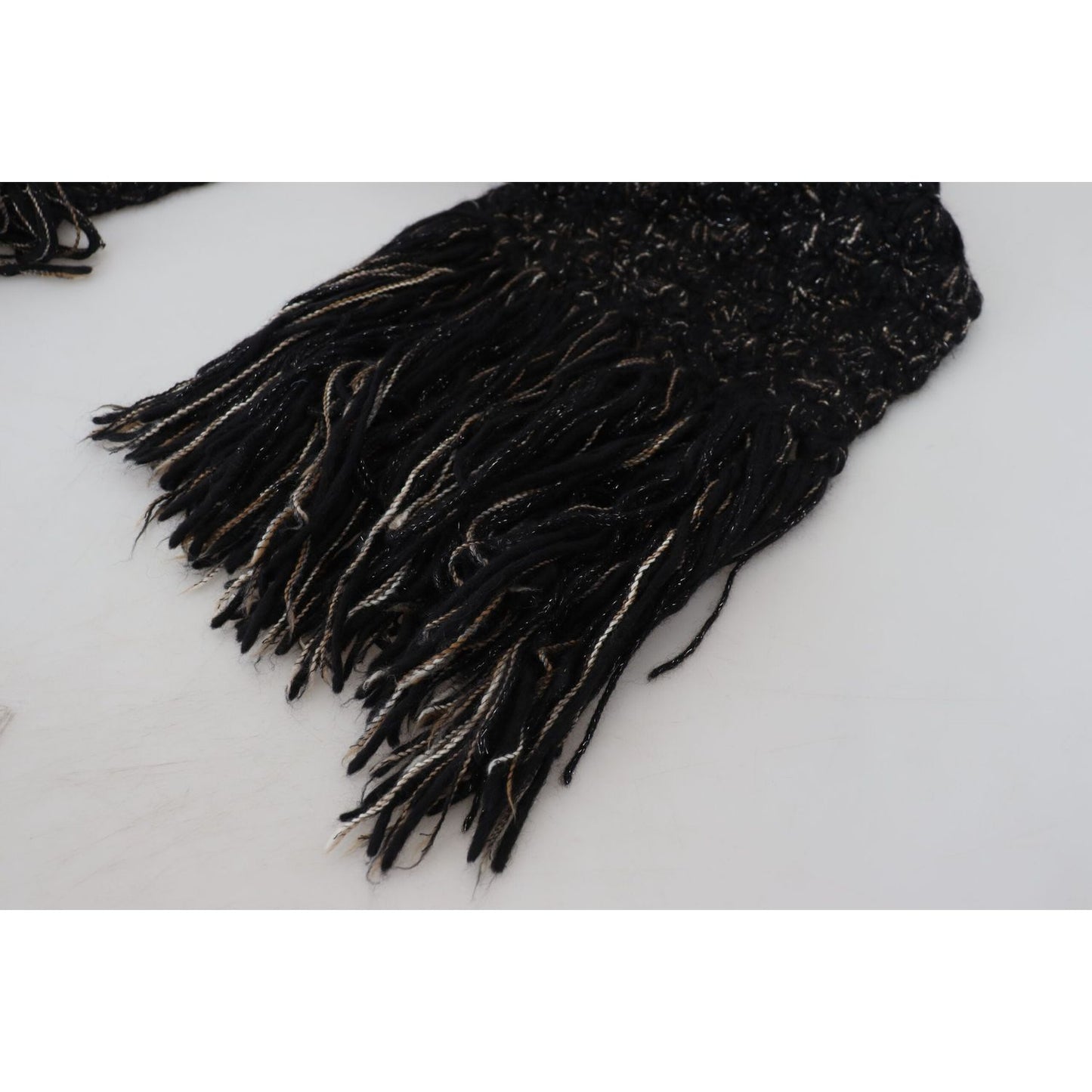 Dolce & Gabbana Black Wool Knitted Wrap Foulard Fringe Scarf MS6829