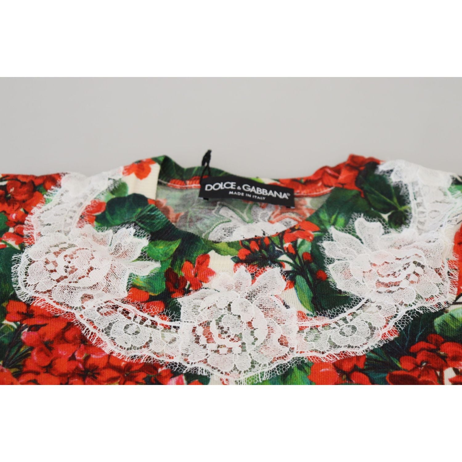 别致花卉印花背心