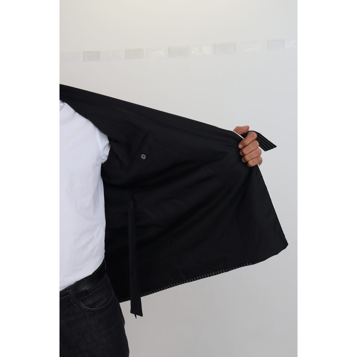 优雅丝绸衬里长袍夹克