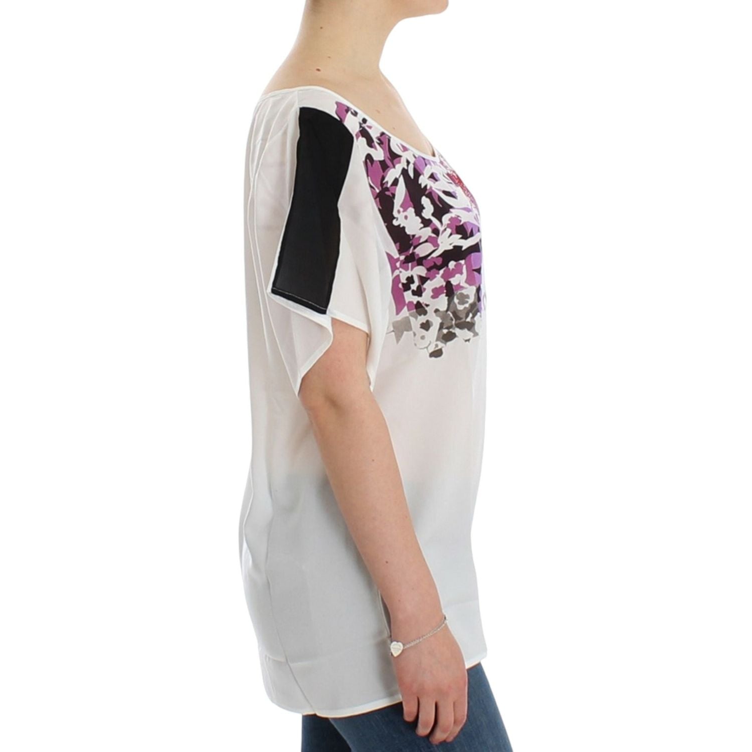 时尚白色 V 领印花 T 恤