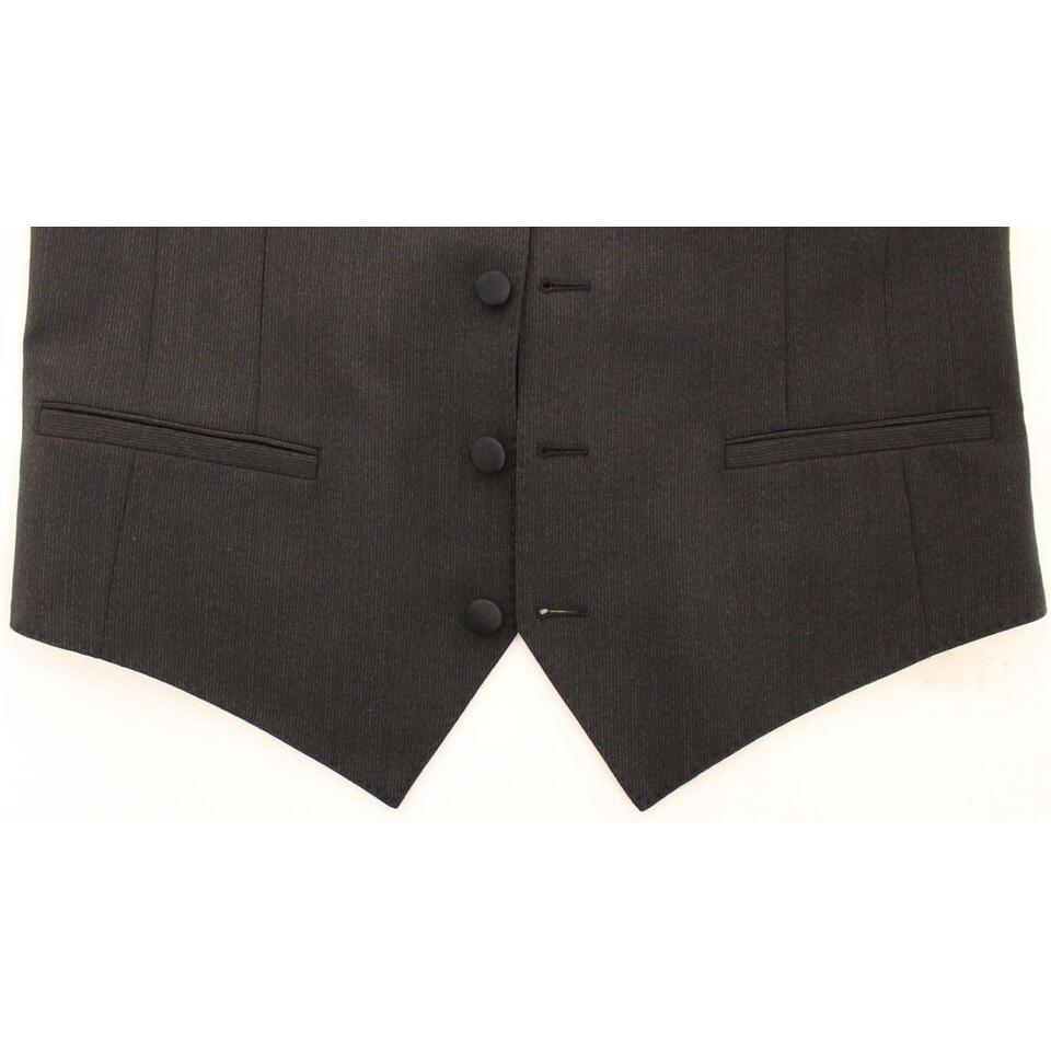 فستان دولتشي آند غابانا الأنيق المصنوع من الصوف الرمادي المرن