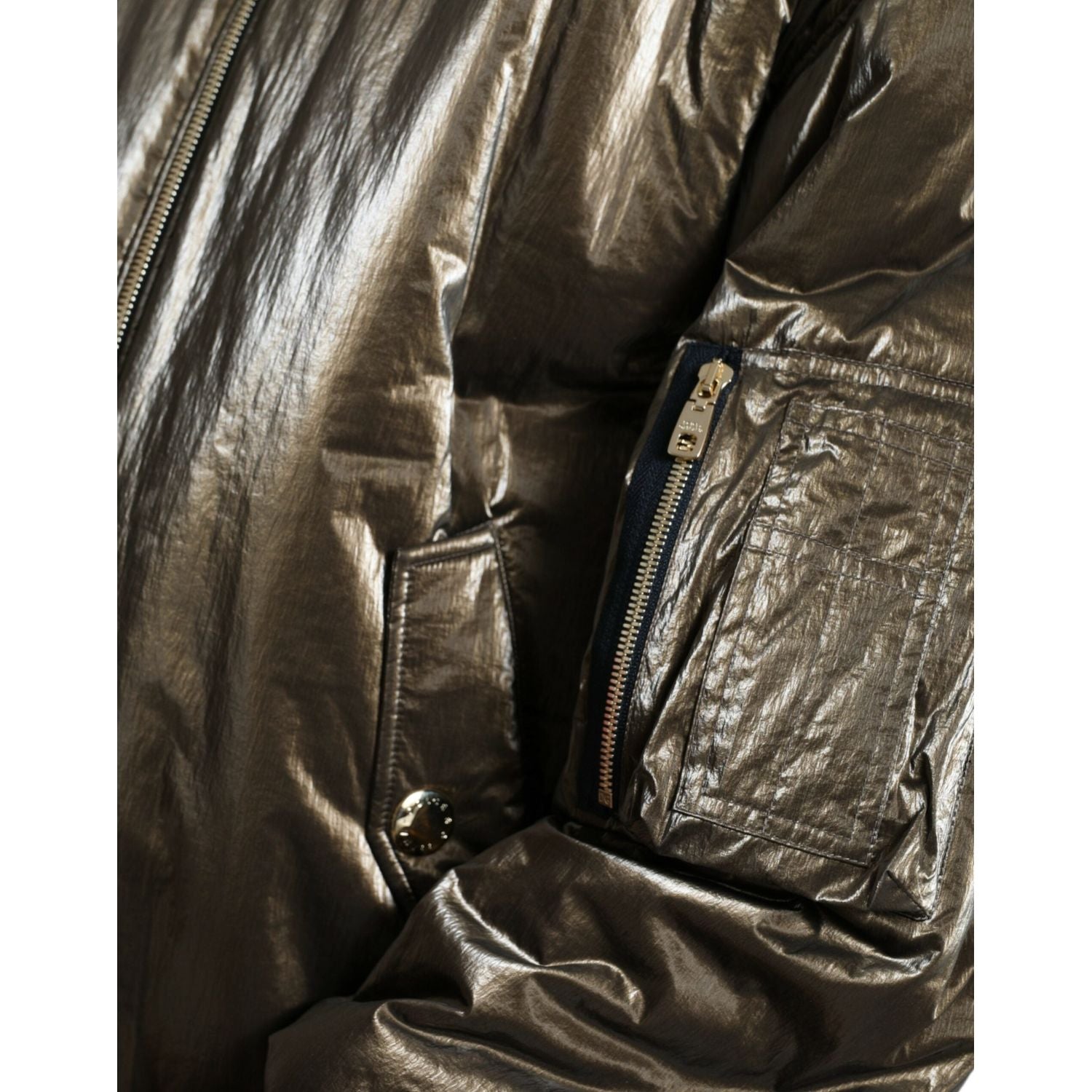 优雅青铜飞行员夹克