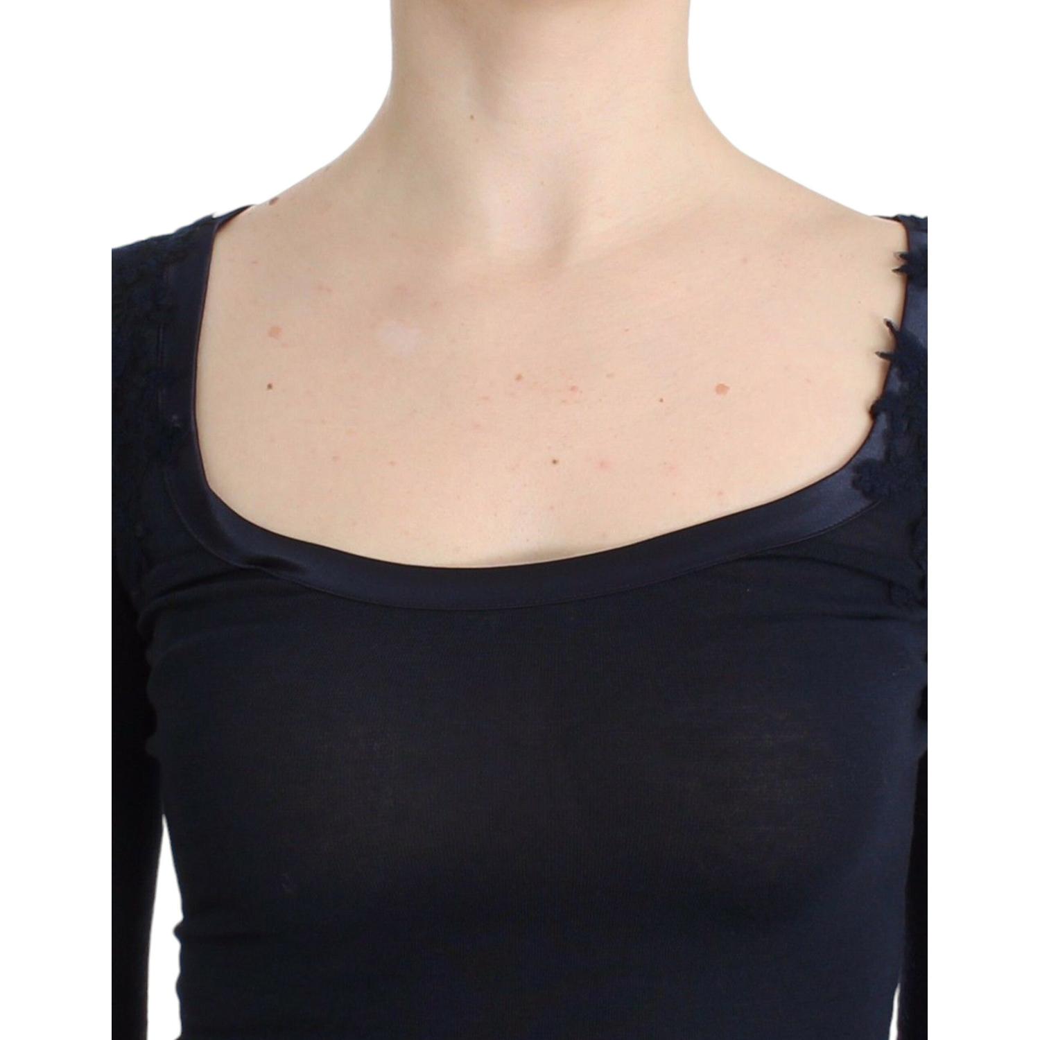 بلوزة دانتيل أنيقة بأكمام طويلة من Ermanno Scervino