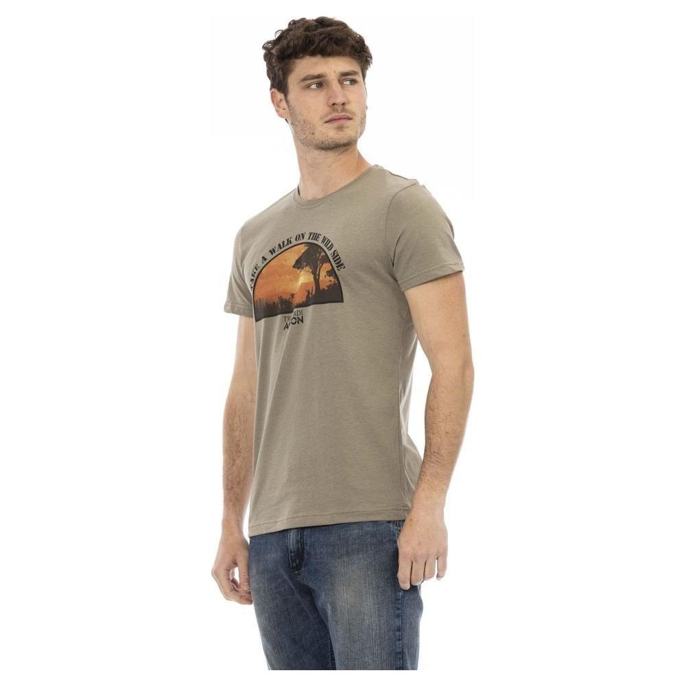 时尚绿色短袖 T 恤，正面印有别致图案