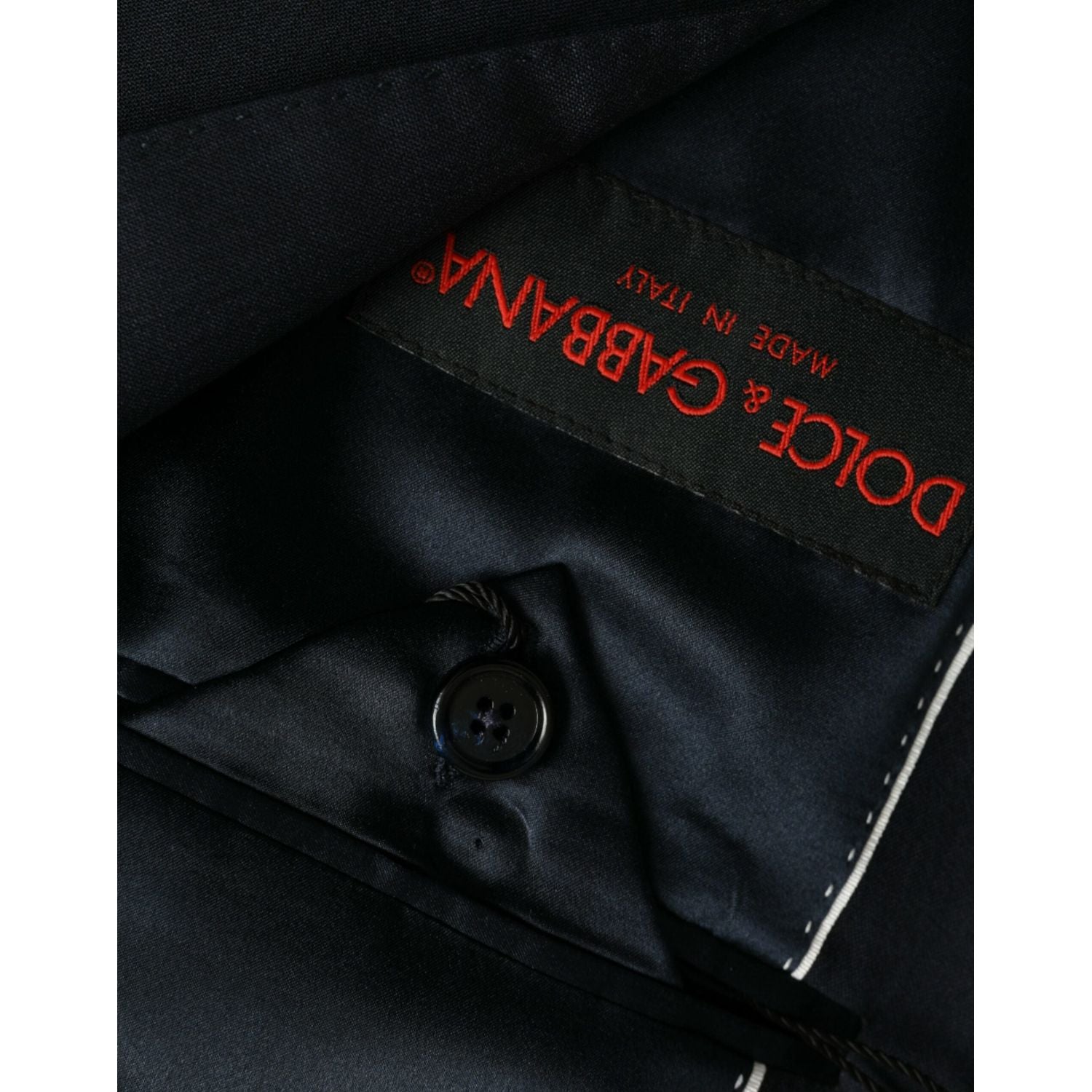 بليزر من الصوف باللون الأزرق الداكن بصف أزرار واحد من مجموعة دولتشي آند غابانا