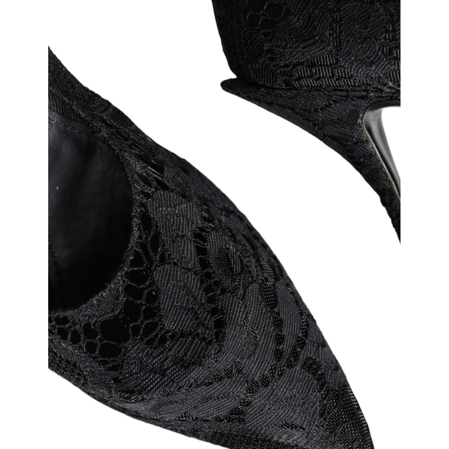 حذاء ماري جين أسود من دولتشي آند غابانا بكعب عالٍ من الدانتيل والكريستال