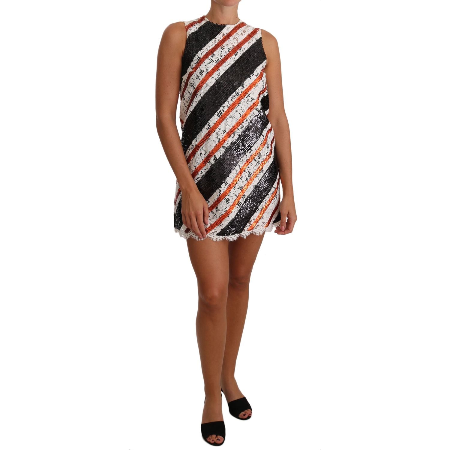 فستان قصير من الدانتيل مزين بالترتر من دولتشي آند غابانا