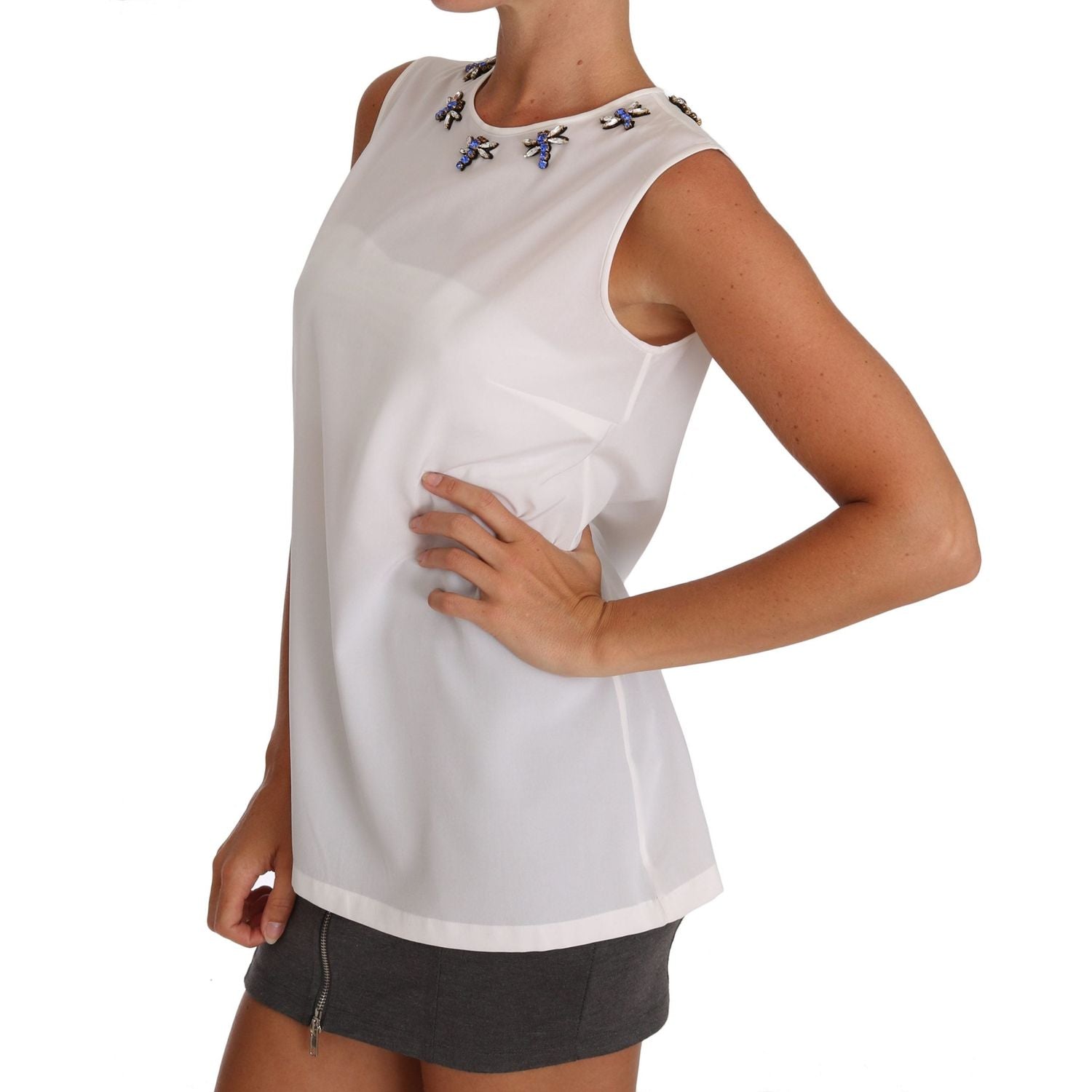 بلوزة دولتشي آند غابانا الحريرية الأنيقة المزخرفة بدون أكمام