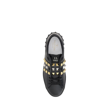 Valentino Garavani Black Calf Leather Bos Taurus Low Top Sneakers