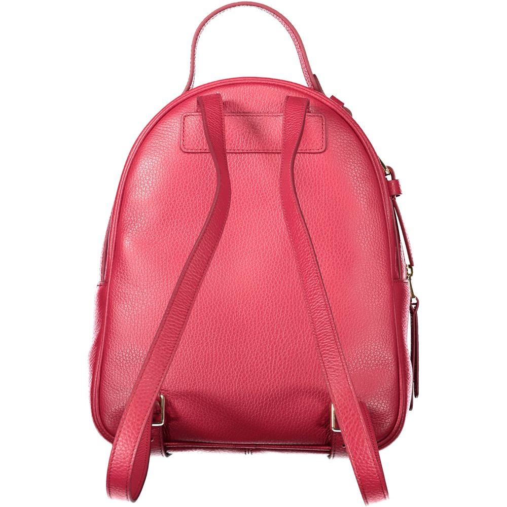 Front view with bag zipped and handles upright.