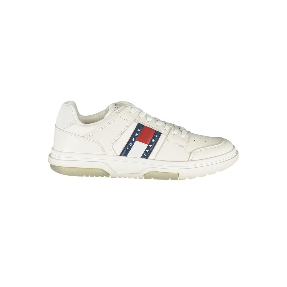 Tommy Hilfiger White Leather Men Sneaker with contrasting details and iconic logo, showcasing luxury athletic style and comfort.