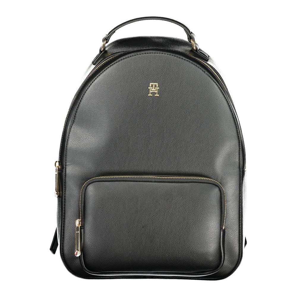 Front view with bag zipped and handles upright.