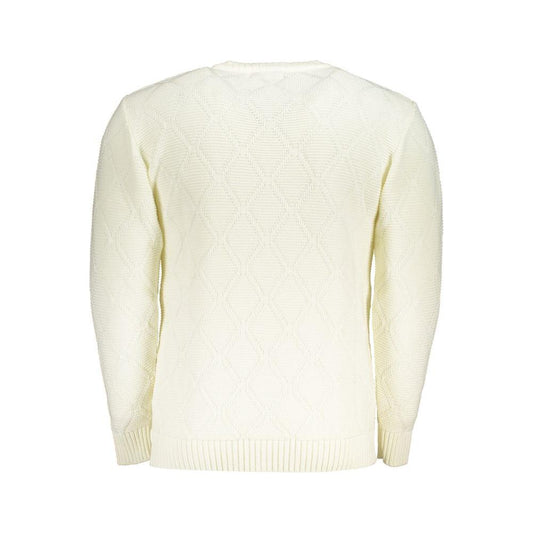 U.S. Grand Polo white fabric sweater with long sleeves, crew neck, and diamond pattern. Ideal for stylish winter wear.
