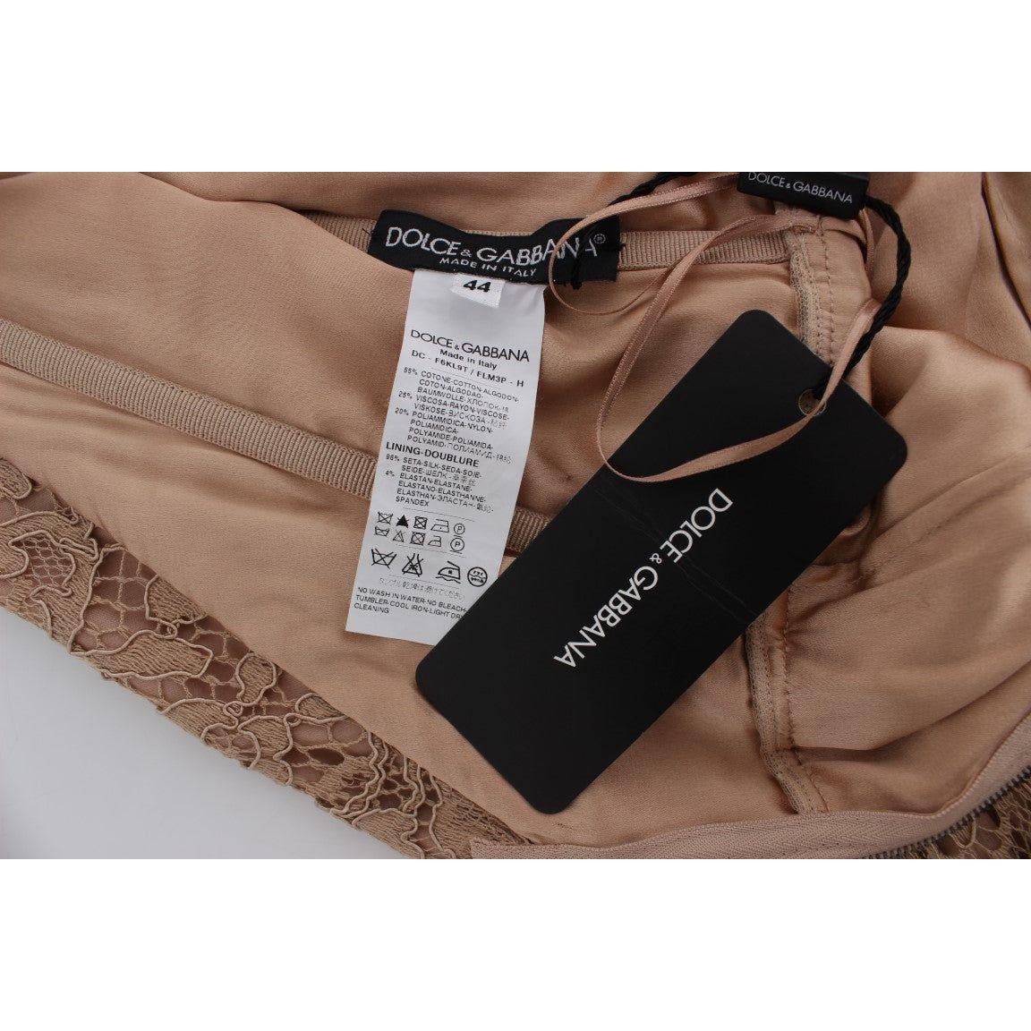 优雅粉色花卉蕾丝长裙