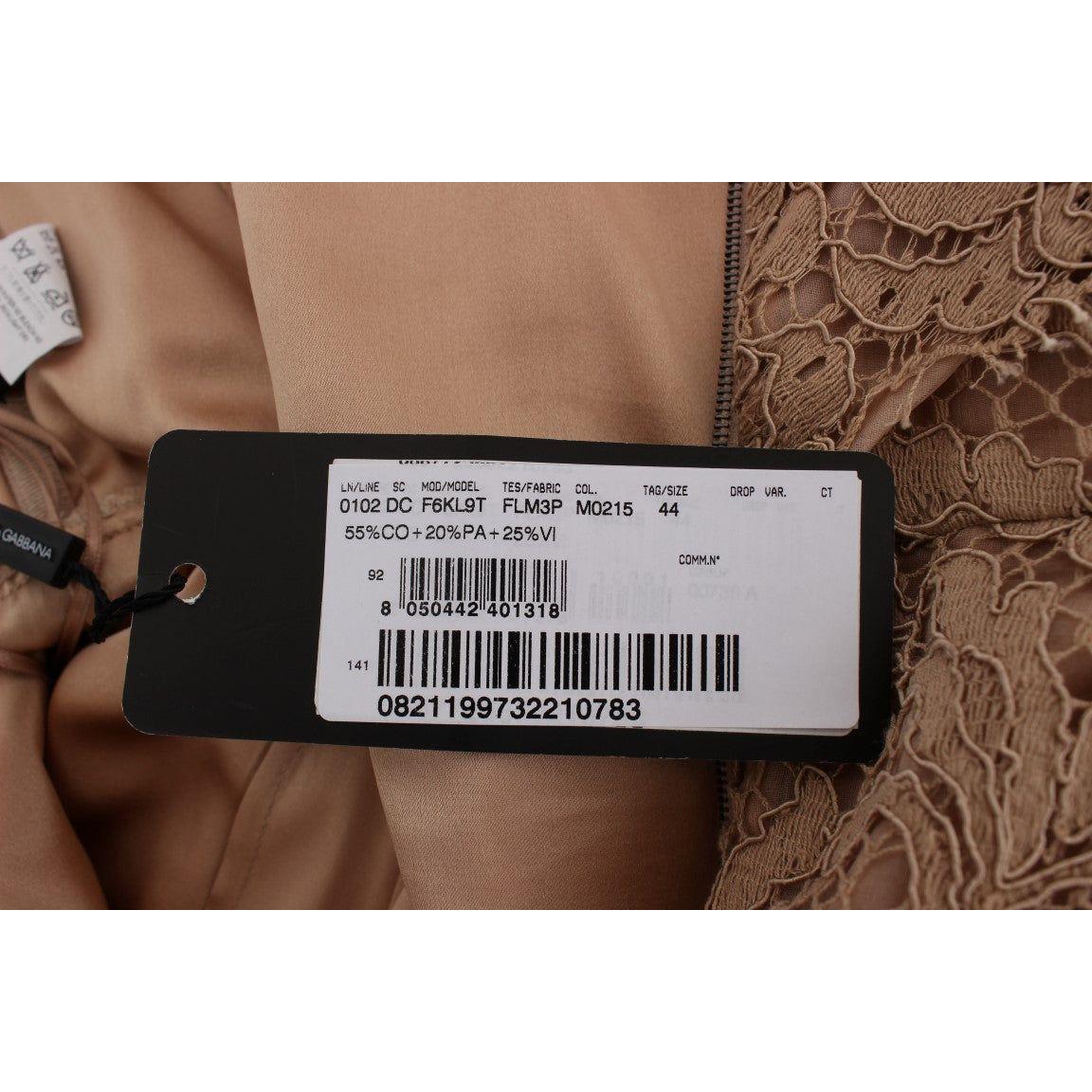 优雅粉色花卉蕾丝长裙