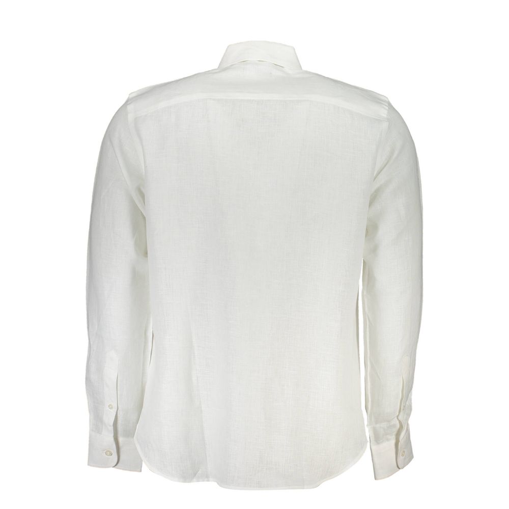 Rear view of North Sails White Linen Men Shirt with Italian collar and 1-button cuffs, highlighting its sophisticated design.
