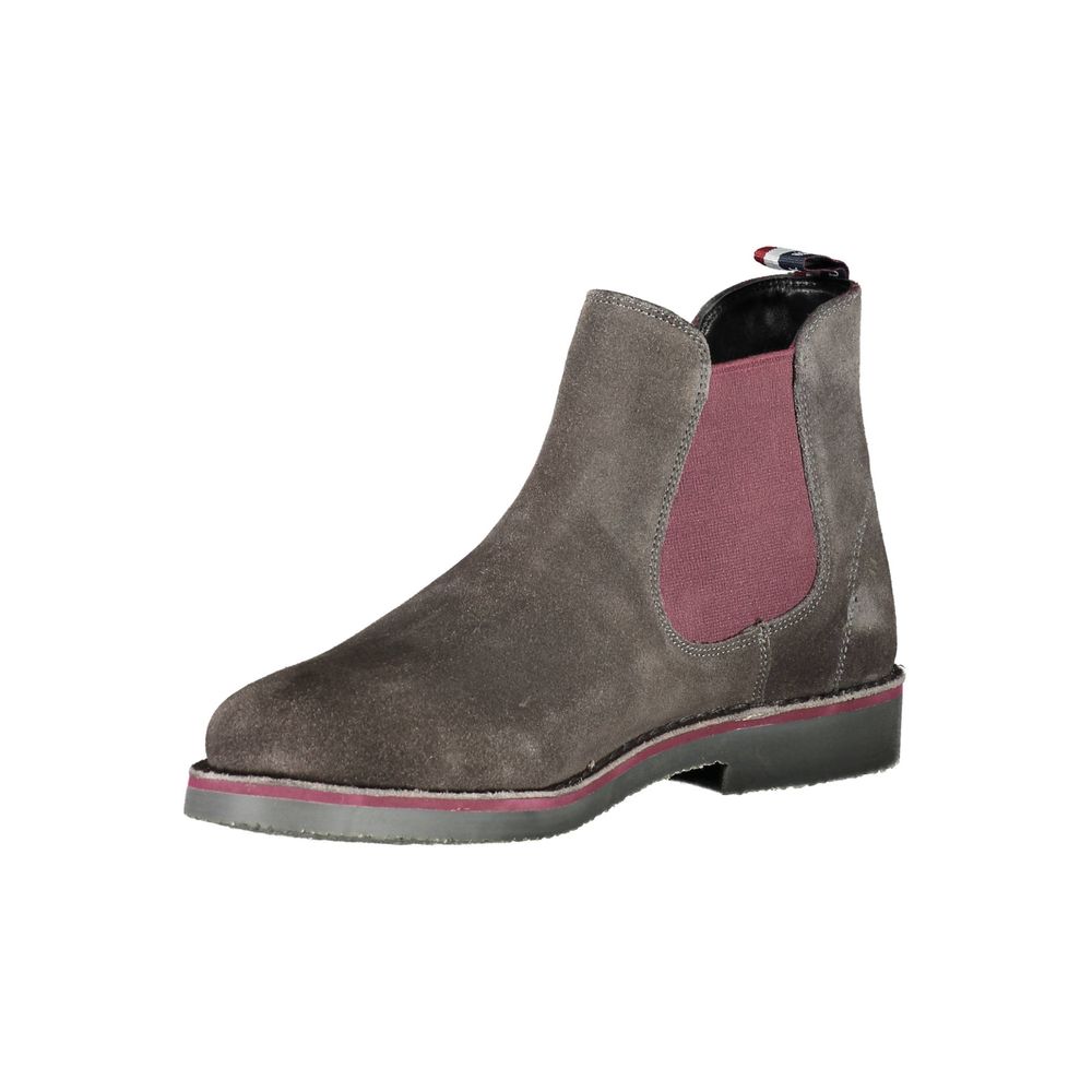 U.S. POLO ASSN. Gray Leather Mens Ankle Boot with elastic panels and contrasting details, featuring iconic logo.