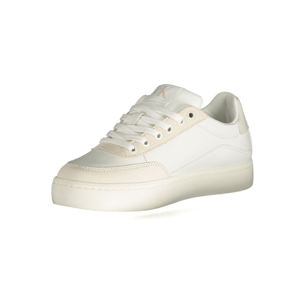 Calvin Klein White Polyester Sneaker with laces, contrasting details, logo, 50% recycled thermoplastic rubber.