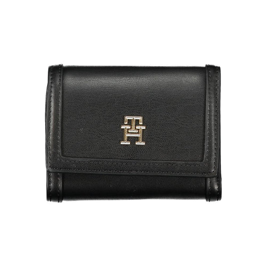 Tommy Hilfiger Black Polyethylene Wallet with card spaces, coin purse, contrasting details, zip and automatic closure, logo displayed.