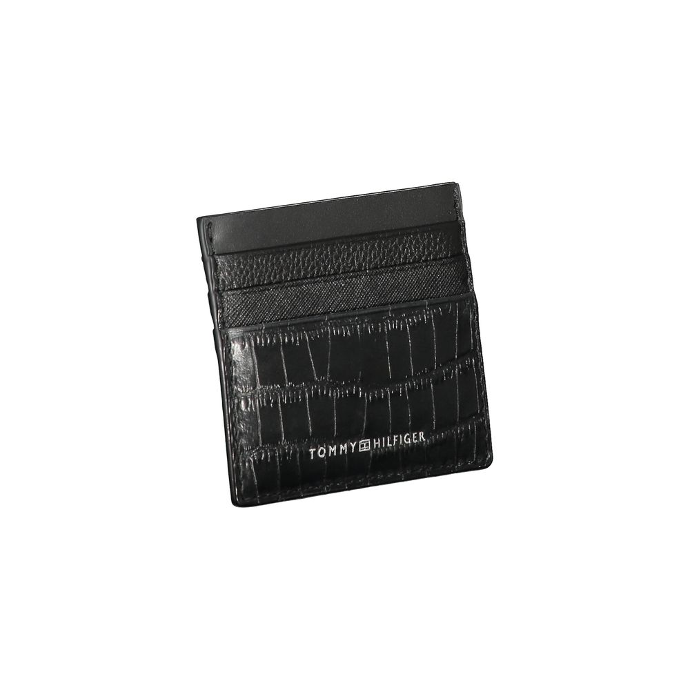 Tommy Hilfiger Black Leather Wallet with card holder and contrast details, featuring the iconic logo.